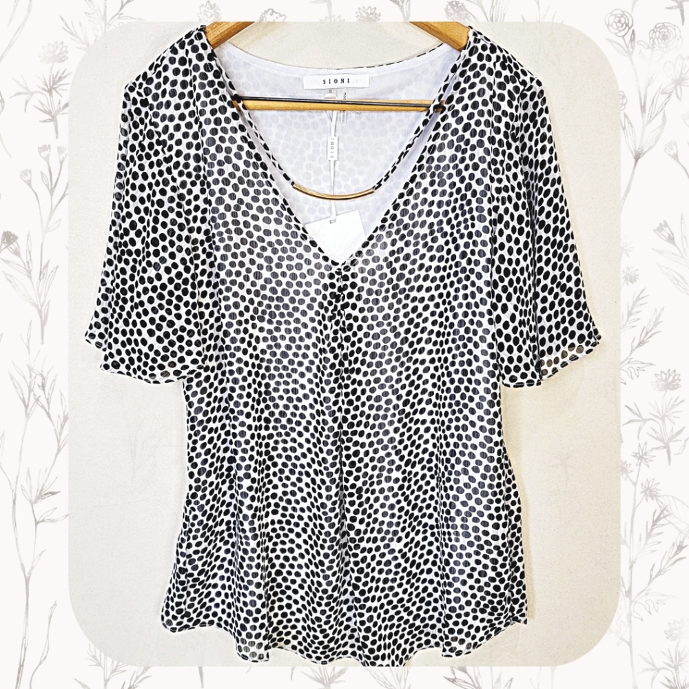 🕊️Sioni Flowy Dots Top size Small